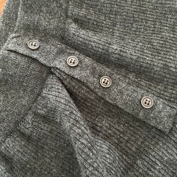 Zara gray ribbed shorts with buttons wool and acrylic s - Picture 5 of 5